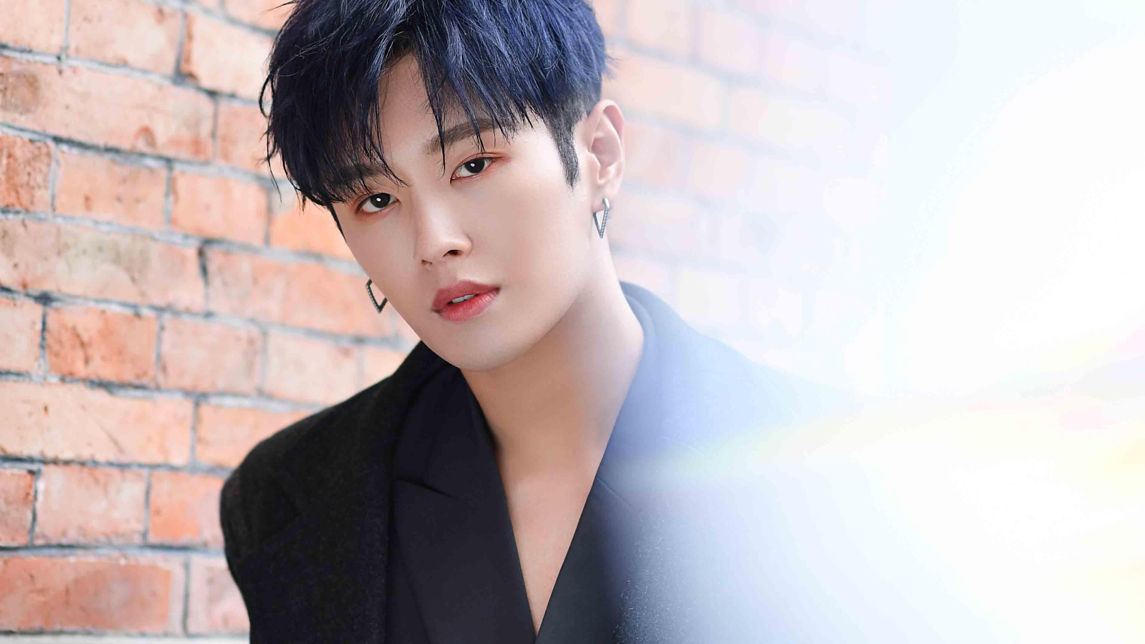 当巨人迈过中场线,德里赫特如何用一记头槌击碎中卫宿命