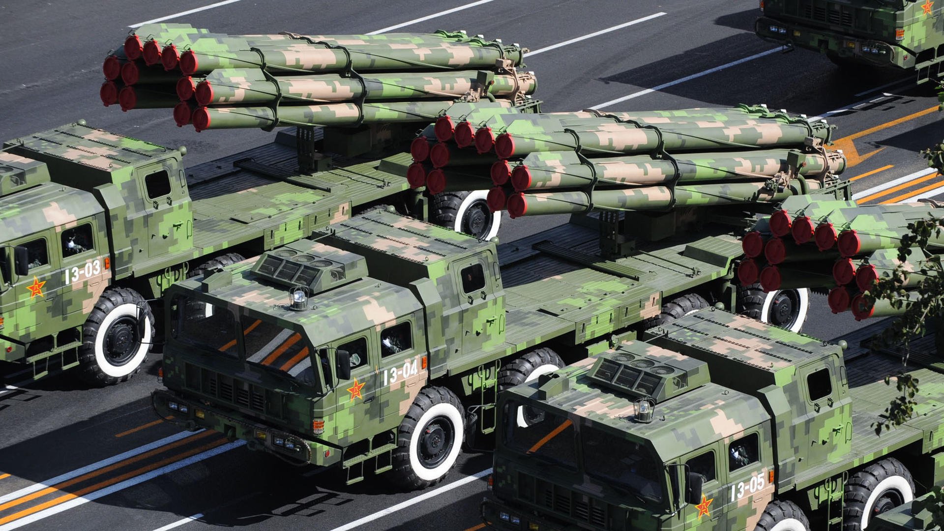 引擎与篮筐的共振，当F1争冠焦点战遇上火箭收割广厦队