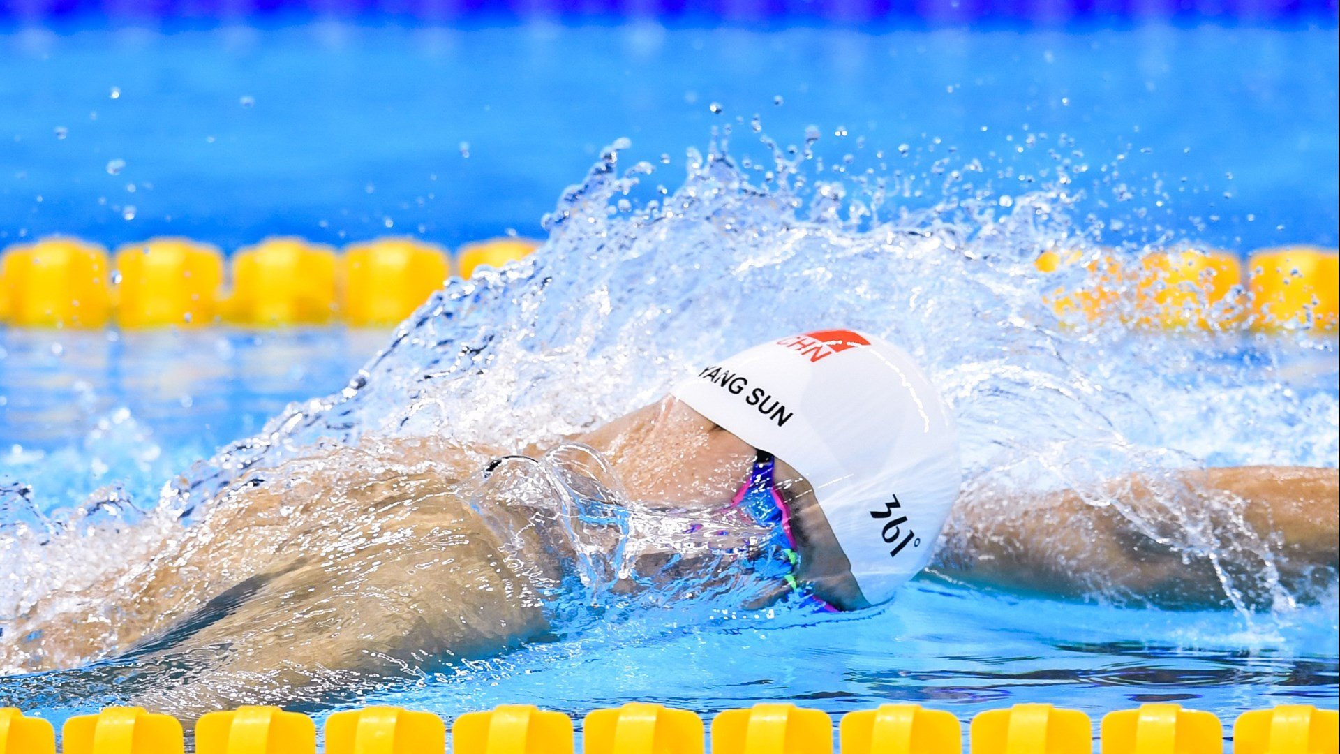 回旋镖,射穿安菲尔德