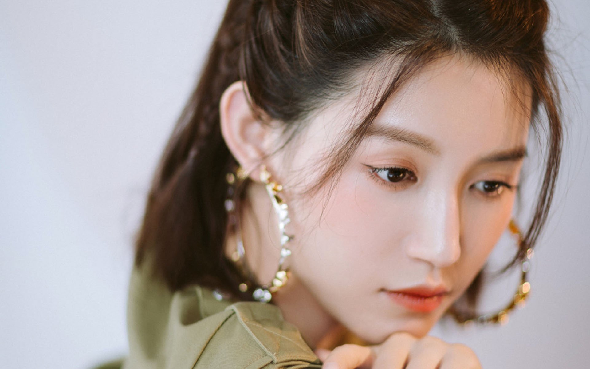 冰与火的最后十分钟，拉什福德末节两射一传，曼联悍将率瑞士爆冷逆转巴萨